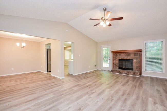 Foto del edificio - 1080 Crystal Springs Trail