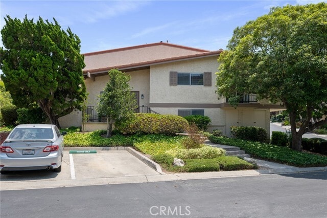 Foto del edificio - 28100 Ridgefern Ct