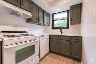 Building Photo - 32 Cargill St