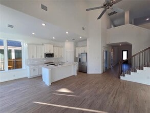 Building Photo - 724 Warleggan Wy