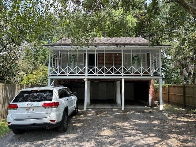 Primary Photo - 1652 Lamar St
