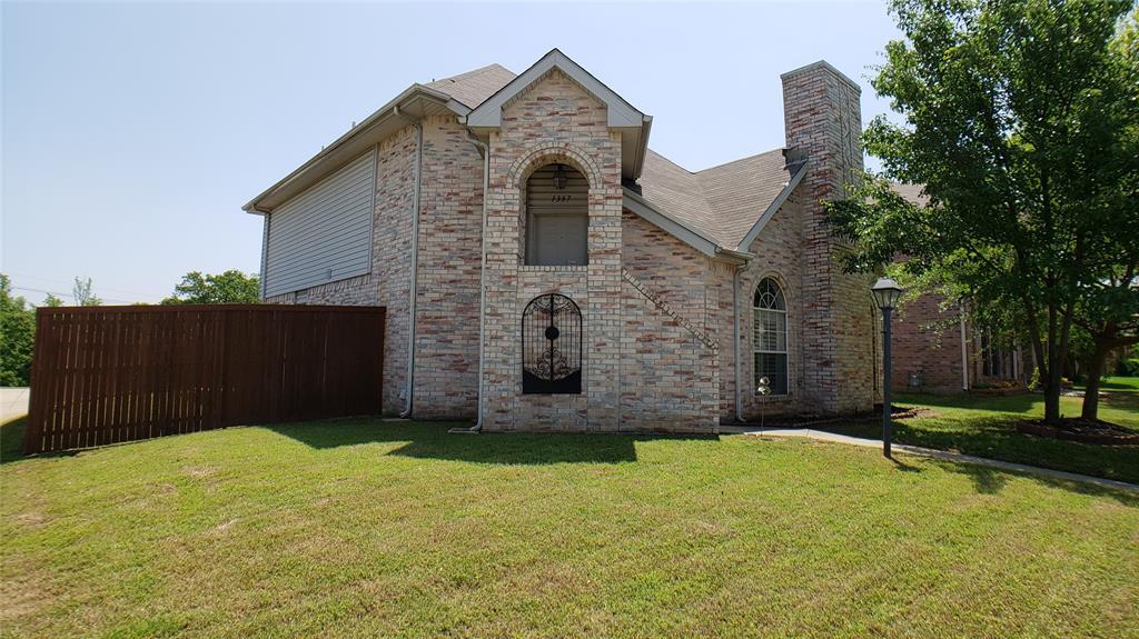 Primary Photo - 1337 Creekview Dr