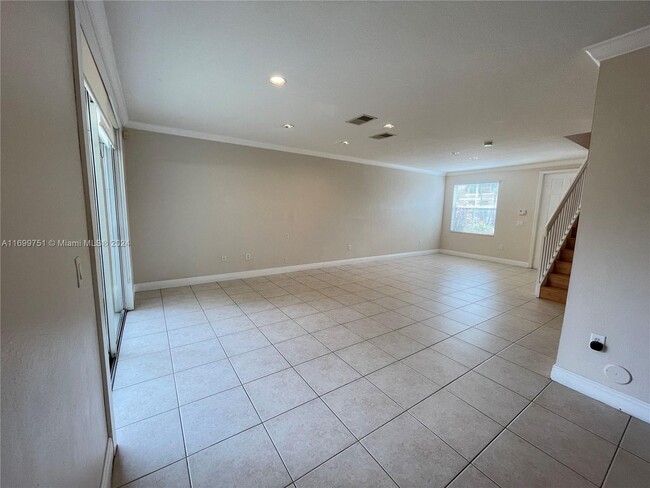 Foto del edificio - 13509 NW 9th Ct