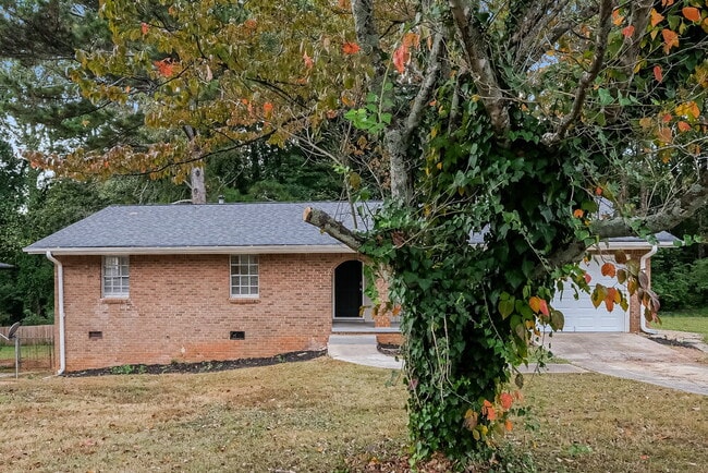 Building Photo - 2255 Emerald Castle Dr