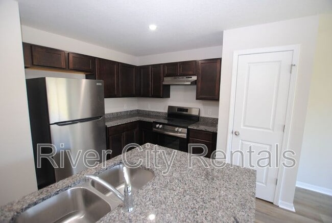 Building Photo - 6541 Sweetbay Ln