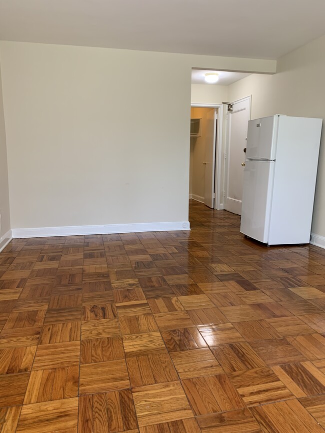 Foto del edificio - New Hampshire & First Apartments