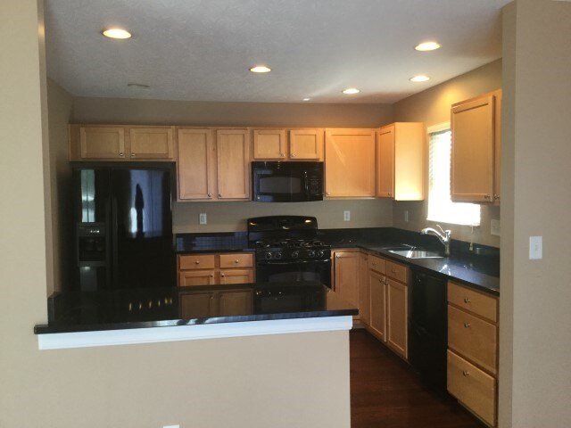 Building Photo - 5403 Sunrise View Cir