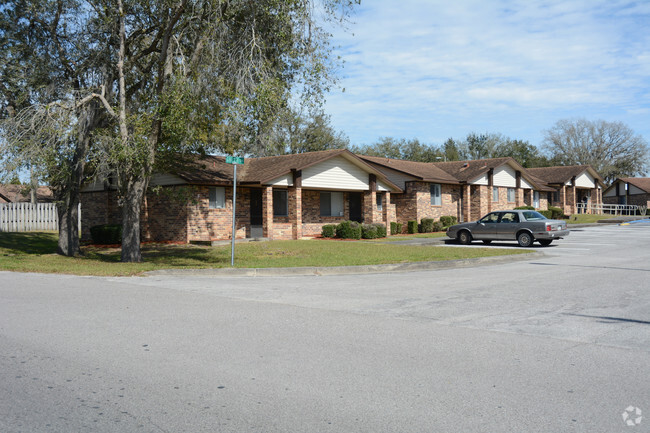 Cypress Green Apartments - Zephyrhills, FL | Apartments.com