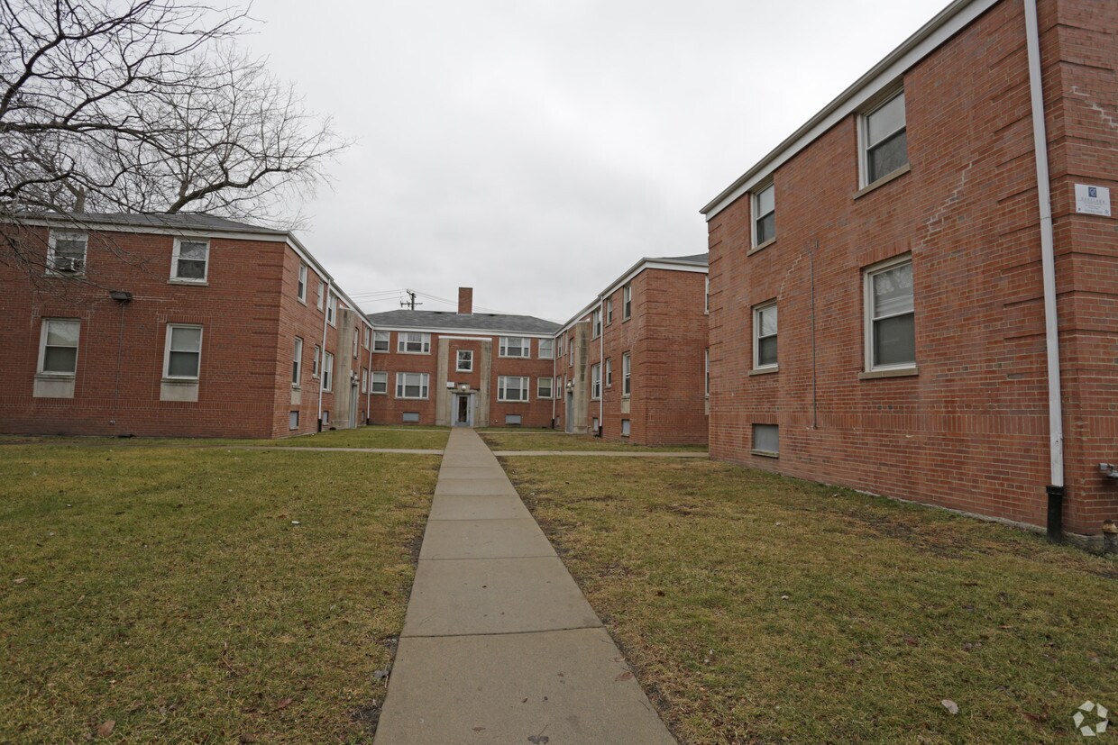 6100 Wabash Apartments Apartments in Chicago, IL
