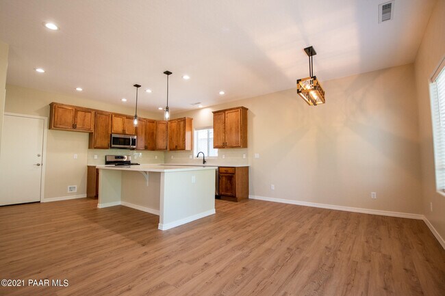 Foto del edificio - 5384 N Long Rifle Rd
