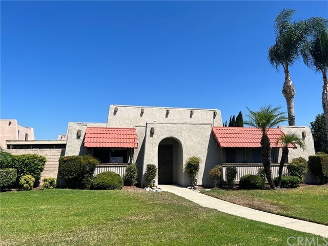 Primary Photo - 4392 Chino Ave