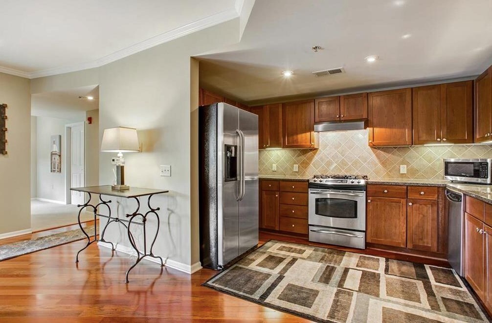 Foto principal - 5401 Brookside Blvd