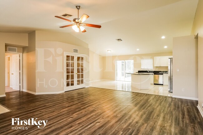 Foto del edificio - 2709 SW 4th Ave