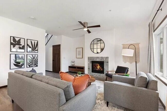 Foto del edificio - 22060 Brenly Wy