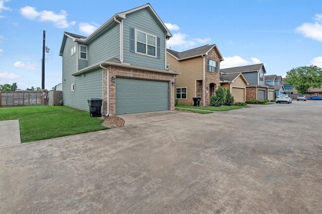 Photo - 7036 W 43rd St House