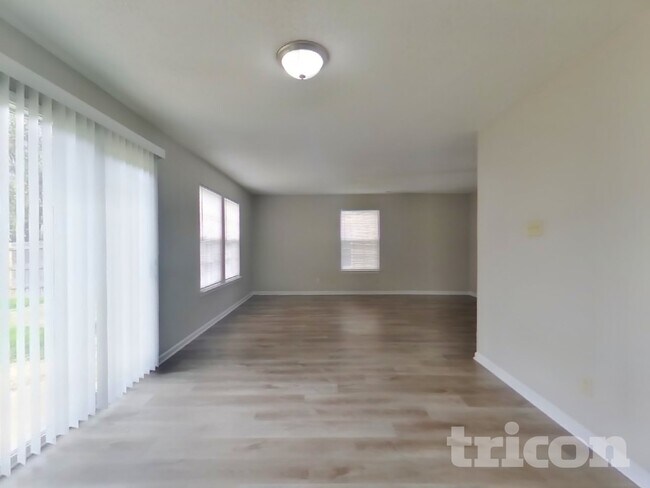 Building Photo - 10907 Delphi Dr