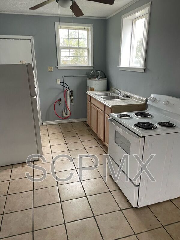 Foto del edificio - 949 Woods St SE