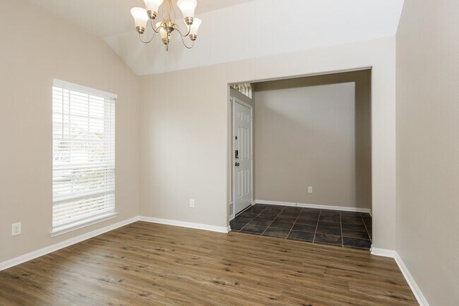 Foto del edificio - 9957 Yearling Pl