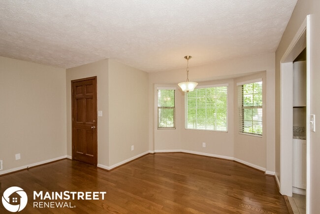 Foto del edificio - 380 Pleasant Valley Rd