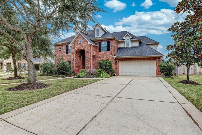 Building Photo - 28506 Woodlark Dr