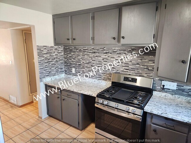 Foto del edificio - 5952 E 25th St