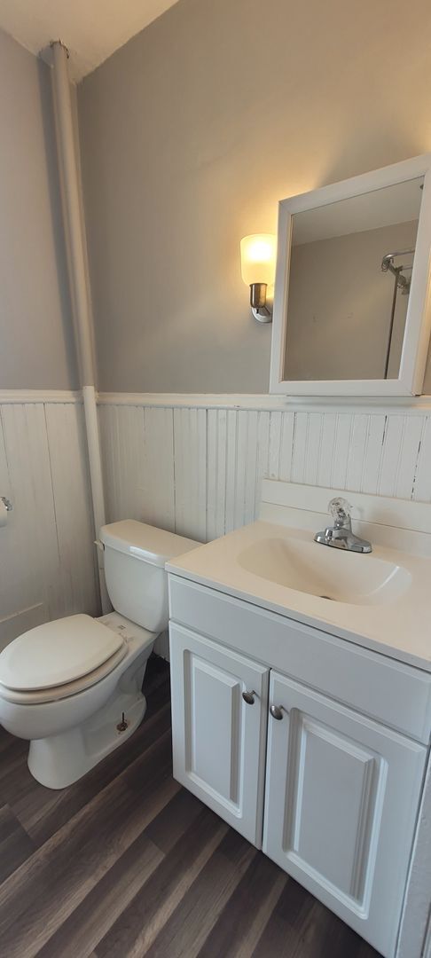 Foto del edificio - 156 N Harrison St