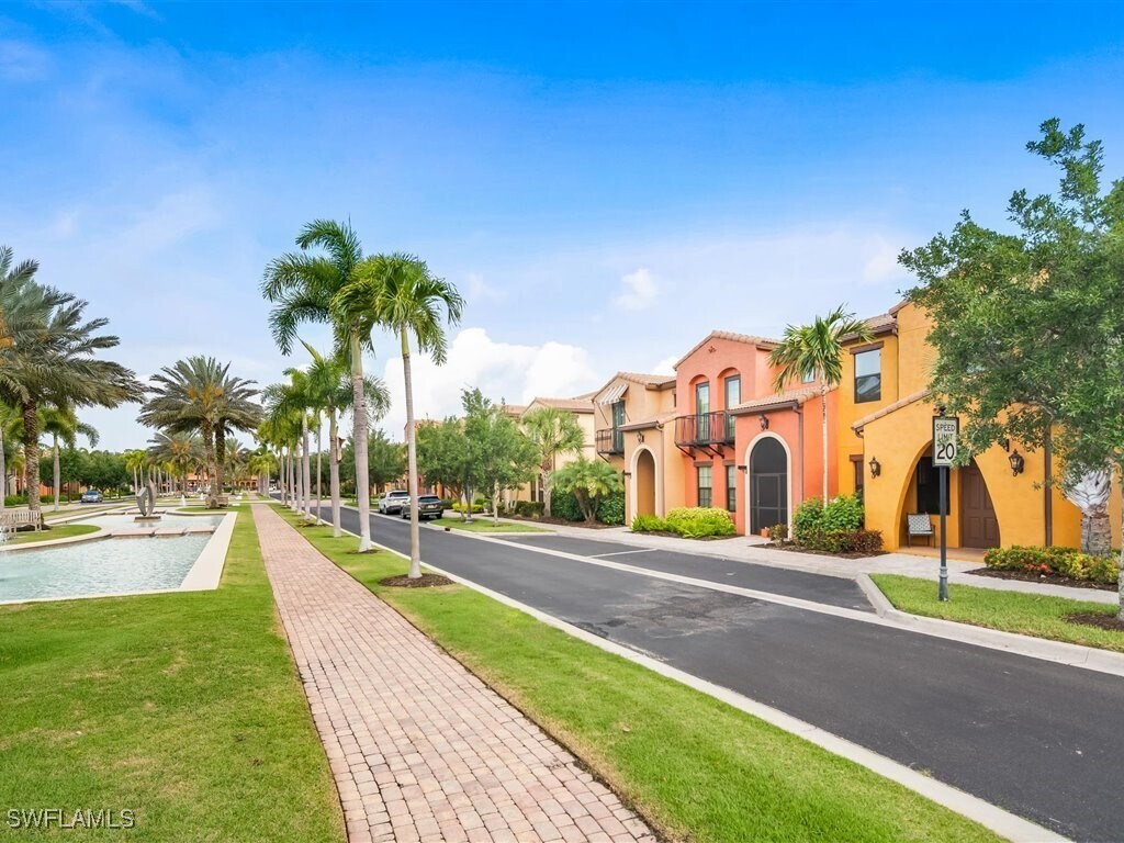 Foto del edificio - 9071 Albion Ln N