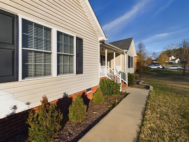 Foto del edificio - 3706 Perthshire Ln
