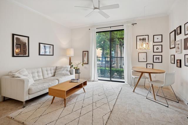 Foto del edificio - 8616 Turtle Creek Blvd