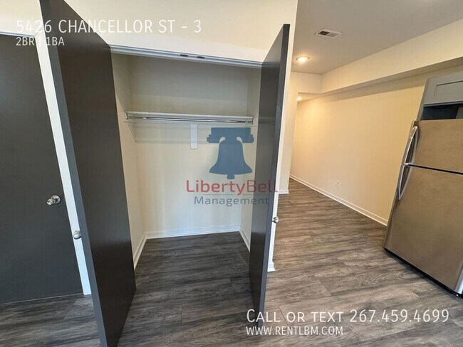 Foto del edificio - 5426 Chancellor St