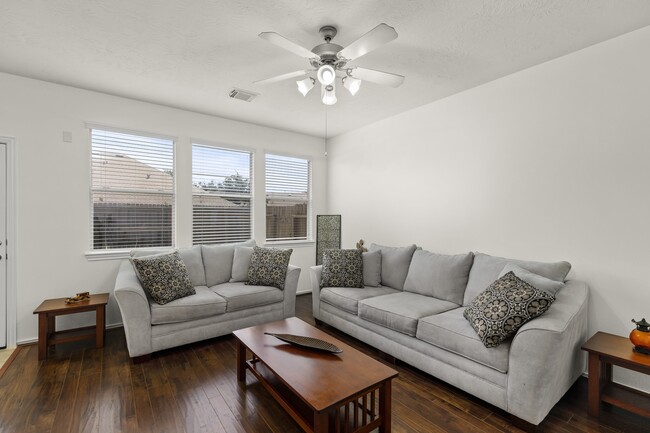 Building Photo - 5651 Stonecloud Ln