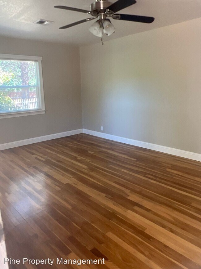 Foto del edificio - 2 br, 2 bath House - 5785 Churn Creek Rd