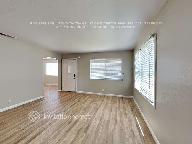 Foto del edificio - 349 B.W. Williams Drive