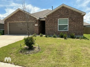 Building Photo - 526 A D Crain St