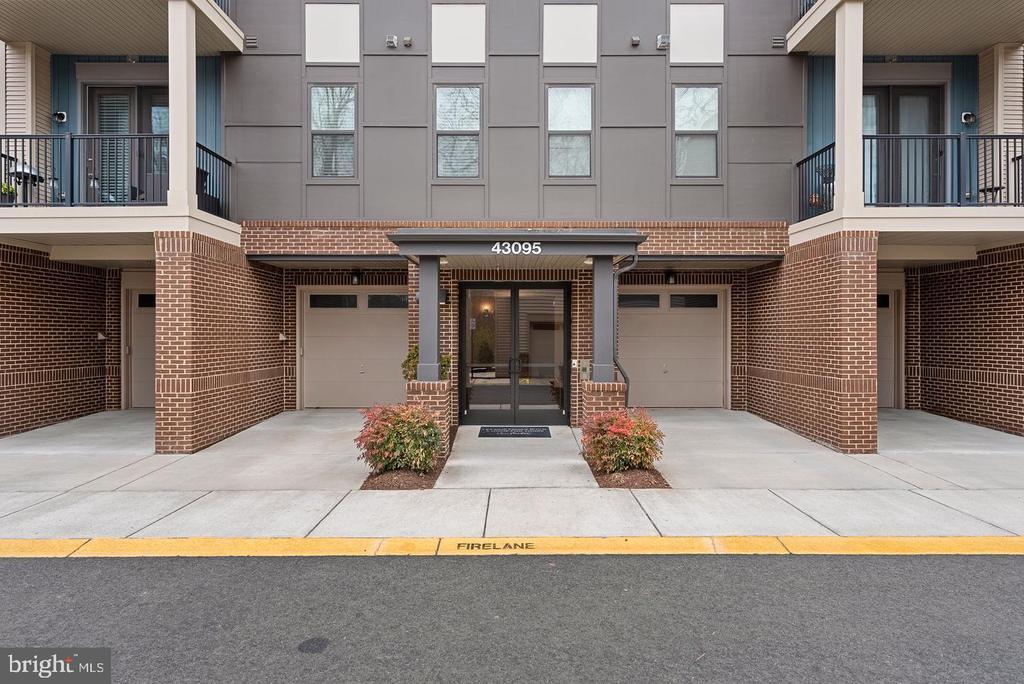 Foto del edificio - 43095 Wynridge Dr