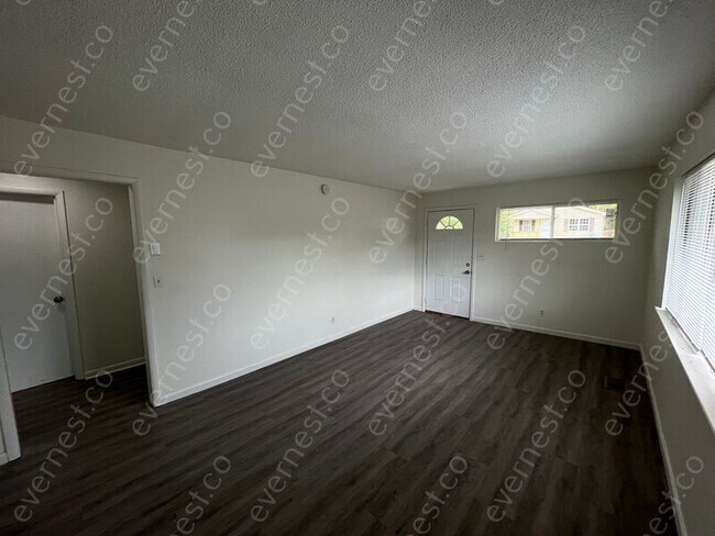 Building Photo - 2110 Appling St