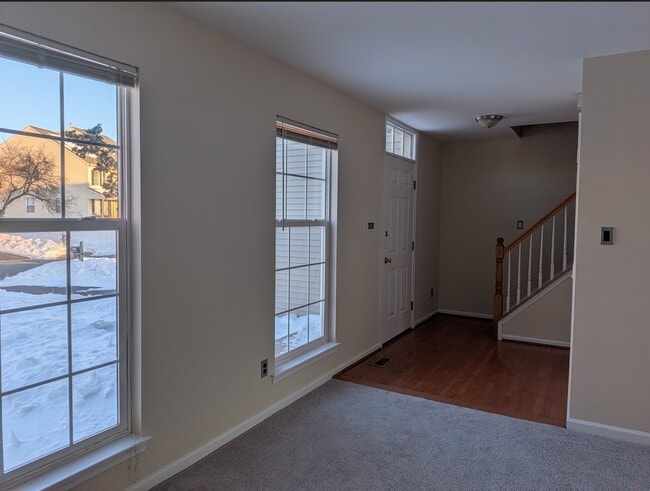 Building Photo - 906 Hamilton Rd