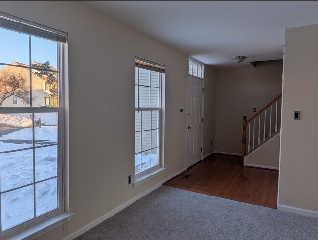 Foto del edificio - 906 Hamilton Rd