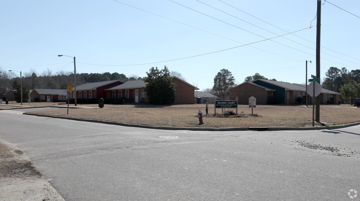 Primary Photo - Wilkins Court
