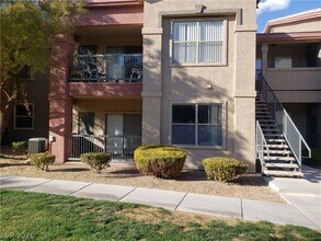Building Photo - 8000 W Badura Ave