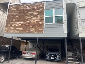 Building Photo - 4626 Bell St