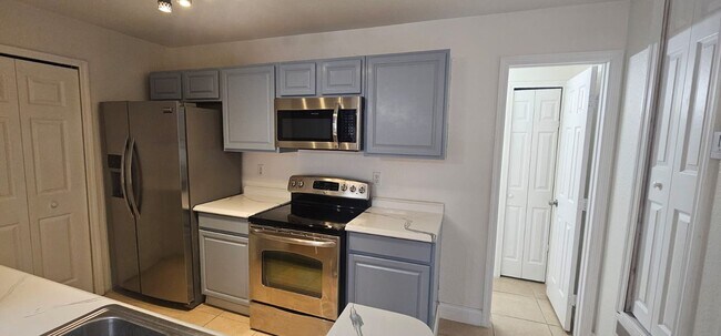 Building Photo - Apartment for rent in Kissimmee
