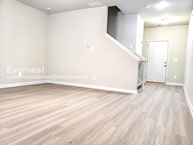 Foto del edificio - 1484 Arbor Pl Dr