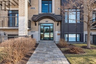 Building Photo - 805 Beauparc Private