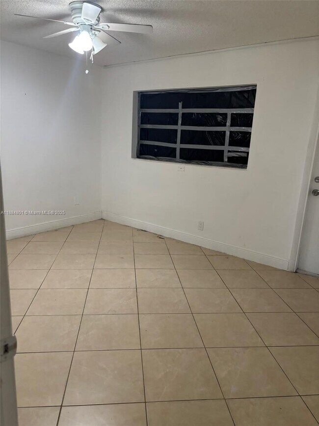 Foto del edificio - 2415 Lincoln St
