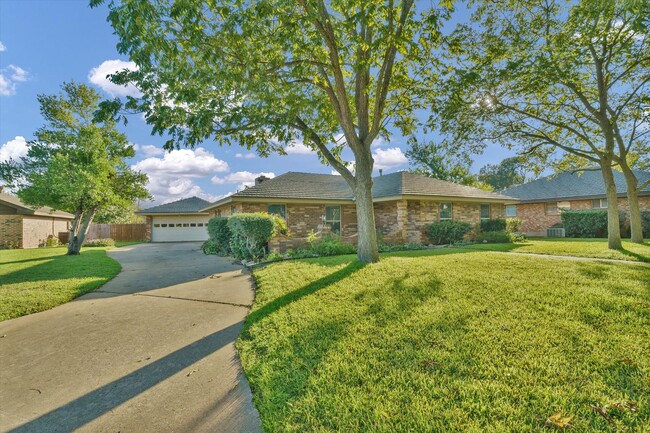 Foto del edificio - 4705 Circle Oak Cove Austin, TX 78749