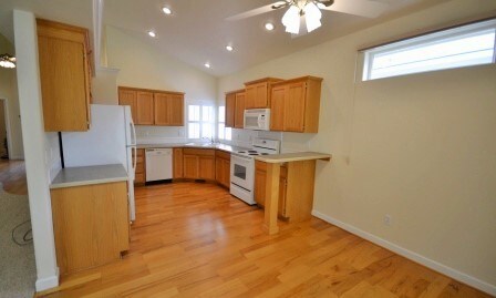 Foto del edificio - 2337 Pascoe Ln