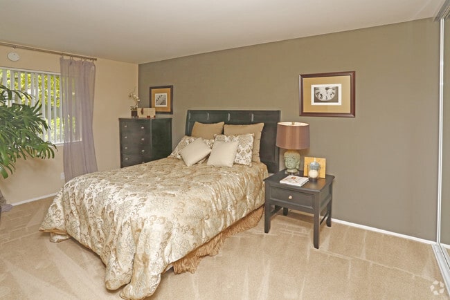 Interior Photo - Villages at Cupertino