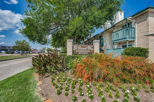 Building Photo - 250 El Dorado Blvd