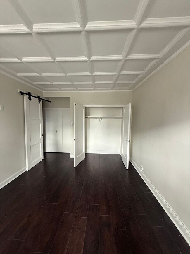 Interior Photo - The Archer